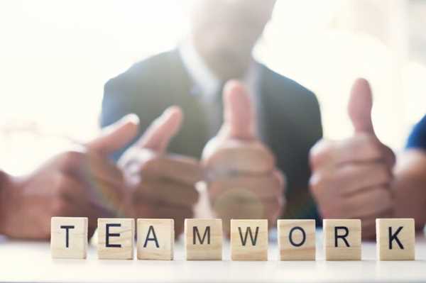 Implementing Communication Protocols for Real-Time Decision Making