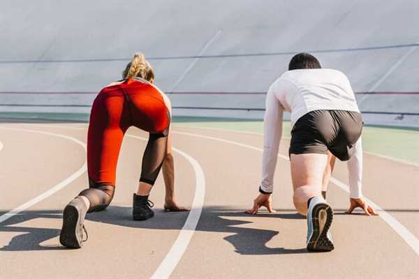 Managing Communication and Adaptability During Races